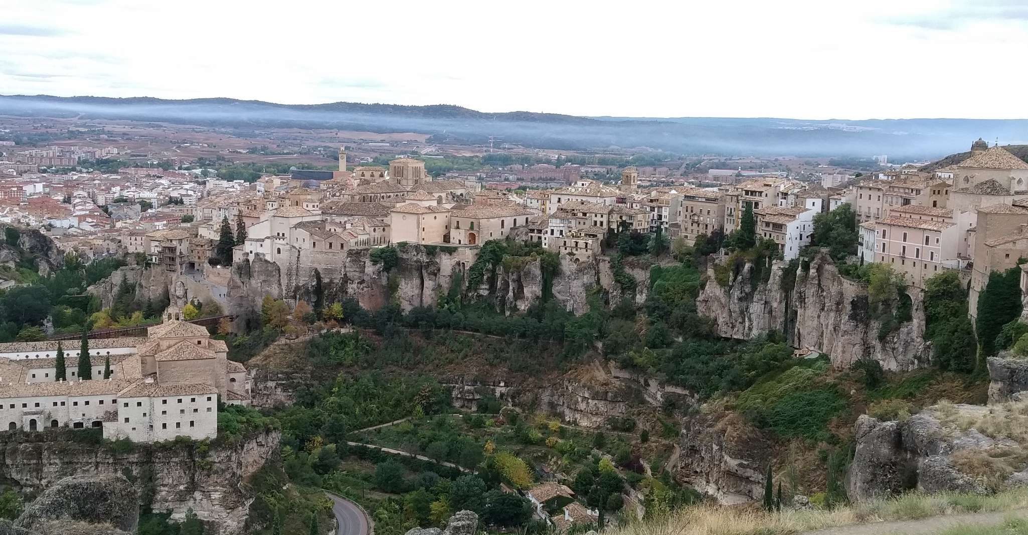 Cuenca, Nighttime Highlights Walking Tour in Spanish - Housity