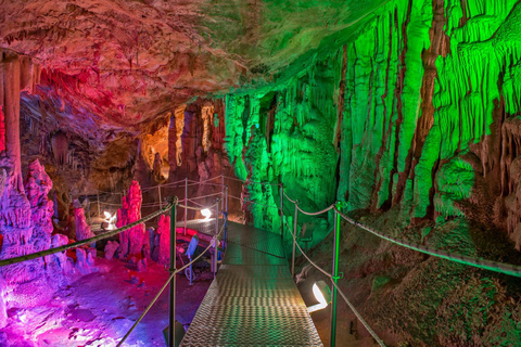 Agios ou Elounda: excursion d'une journée à la grotte de Zeus et au palais de KnossosVéhicule limousine ou SUV 3 places de classe premium