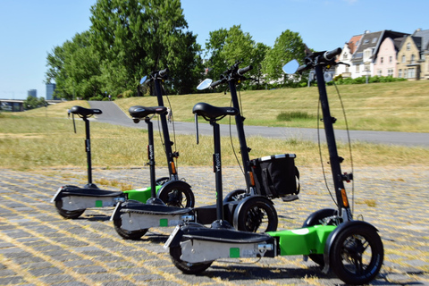 Düsseldorf: E-Scooter City TourTour guiado de 2 horas