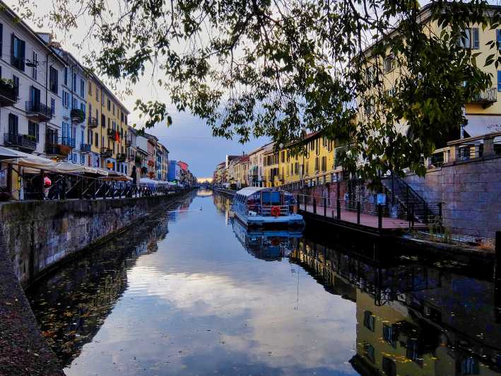 Milan: Navigli District Guided Canal Cruise