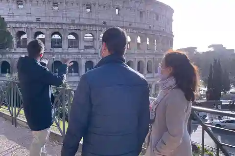 Colosseum Express Tour with Forum & Palatine Access