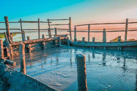 Totumo Volcano + Beach: Tourist route, entrance, lunch, and beach club Totumo Volcano + Beach: Tourist route, lunch, and beach club