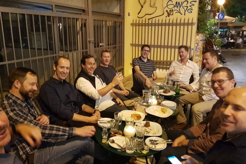 Athènes: visite gastronomique en soirée avec guide