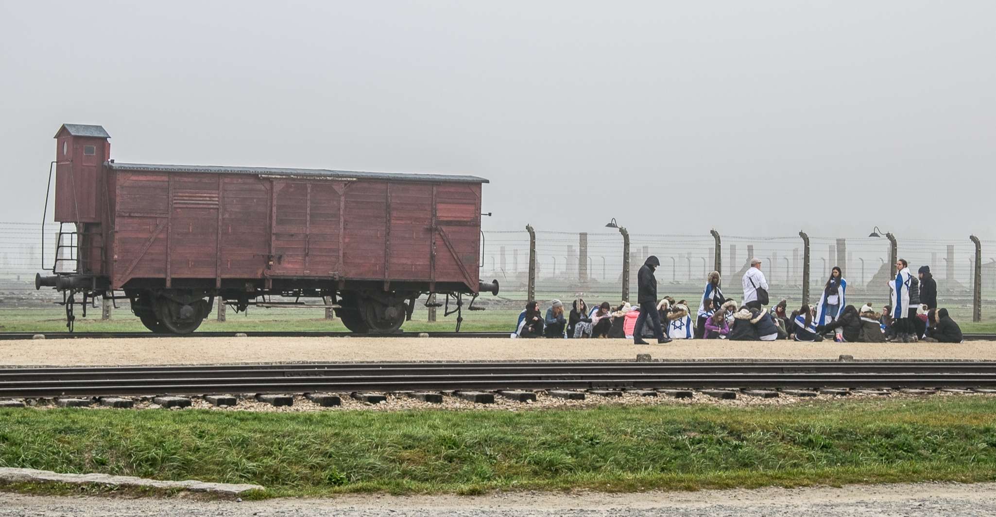 Kraków, Auschwitz-Birkenau & Wieliczka Salzmine mit Pickup - Hizvo