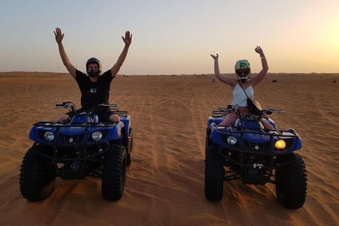 Agadir : safari en quad et balade en chameauRandonnée en quad et à dos de chameau sur la plage de Desert Banana