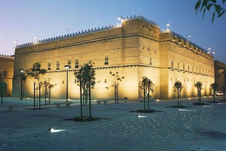 Riyadh: Half-Day Guided Bus Tour with Hotel Pickup Half Day Riyadh City Tour