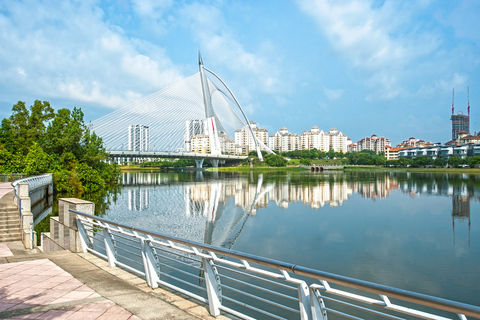 Visita a Putrajaya y Crucero por el Lago: Excursión desde Kuala Lumpur