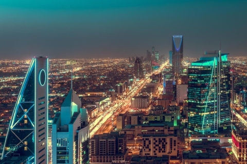 Riyadh: Ganztägige geführte Bustour mit Hotelabholung und MittagessenGanztägige Stadtrundfahrt in Riyadh