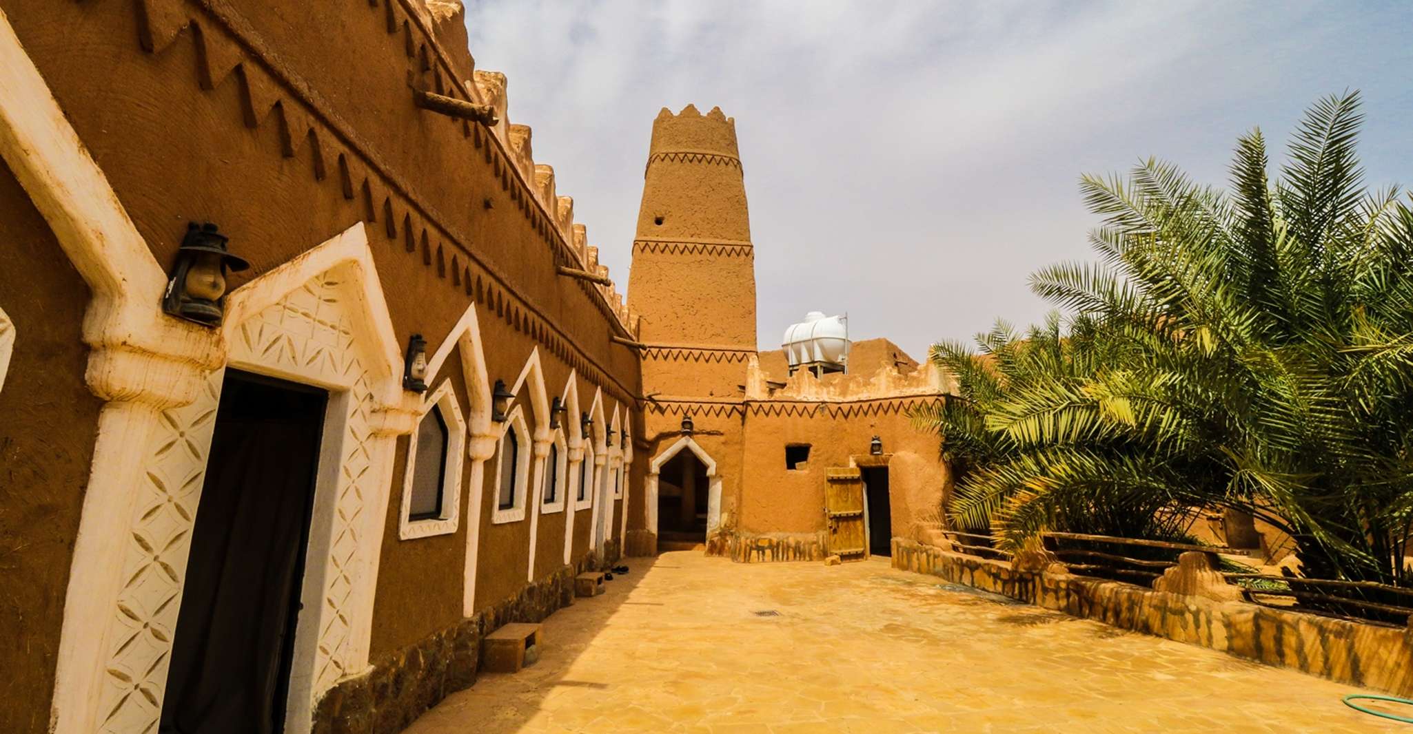 From Riyadh: Ushaiqer Village Highlights Tour with Transfer photo 3