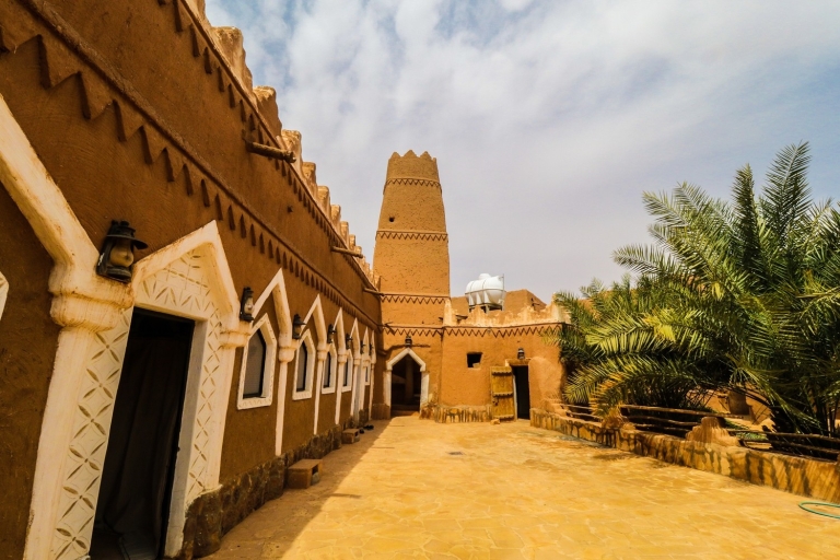 Desde Riad: Excursión a lo más destacado del pueblo de Ushaiqer con traslado