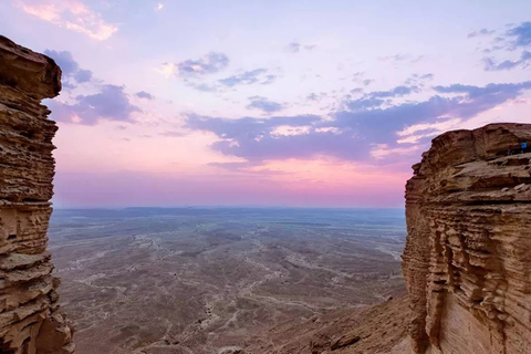 Riad: Excursión al Fin del Mundo con Cena