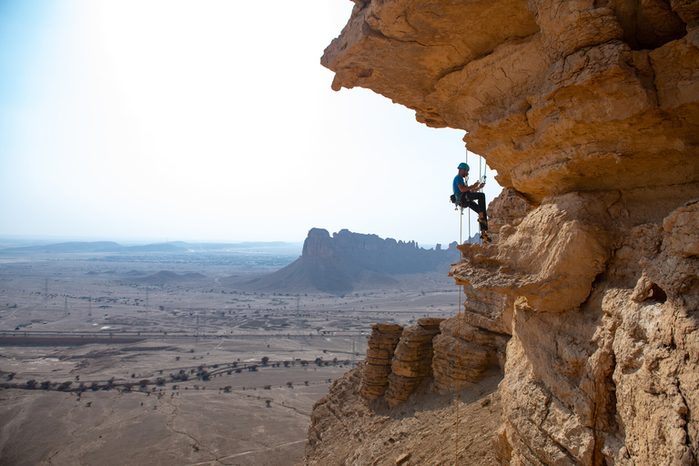 Riyadh: Rand der Welt Tagesausflug mit Abendessen