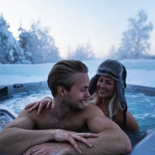 Rovaniemi: sauna finlandese nella neve con cena