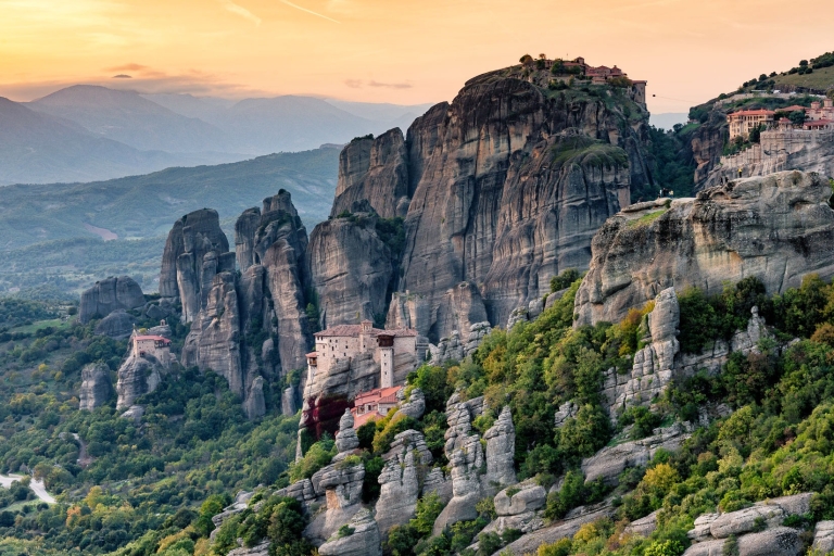 Thessaloniki: Meteora Day Tour by Train with Optional Lunch Full-Day Tour with Lunch