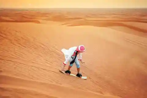 Ab Riad: 4x4 Wüstensafari mit Snacks und Transfer