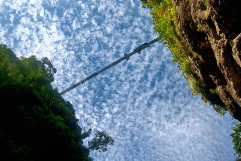 Desde Katmandú: puenting sobre el río Bhotekosi y traslado