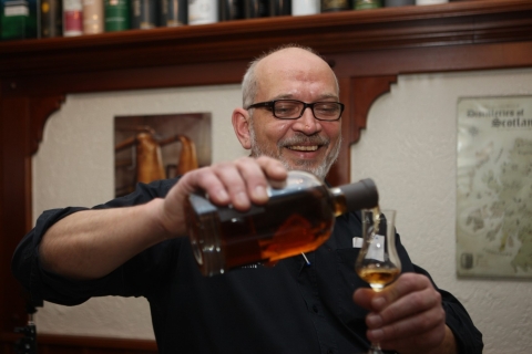 Idstein: begeleide internationale whiskyproeverij