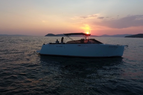 Split: 1,5-stündige Küsten-Sonnenuntergangs-Speedboat-Tour & Drink