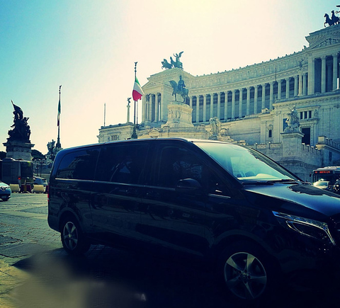 Sightseeing on wheels