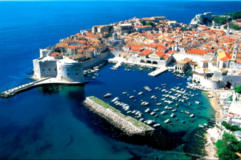 Von Split oder Trogir: Privater Transfer nach Dubrovnik StadtTransfer von Trogir nach Dubrovnik