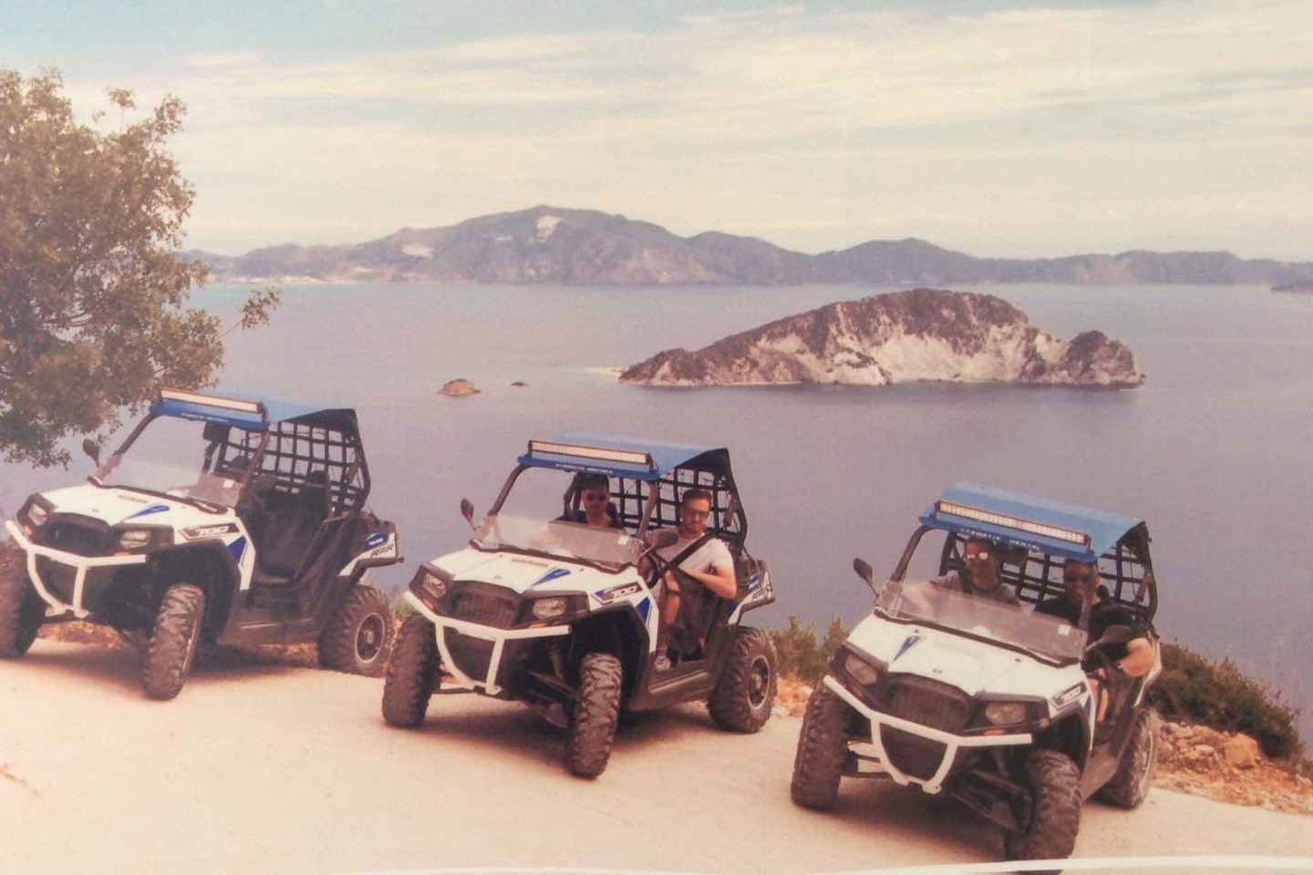 扎金索斯越野探险，享受美味午餐