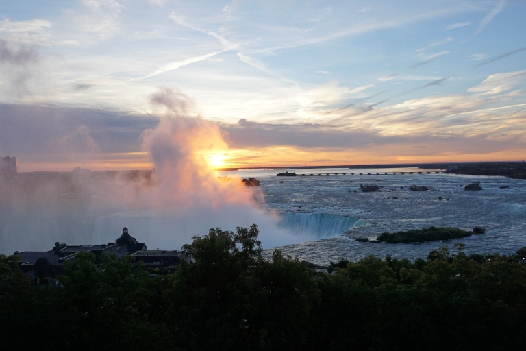 Wodospad Niagara, USA: Nocna wycieczka po iluminacji90-minutowa wycieczka