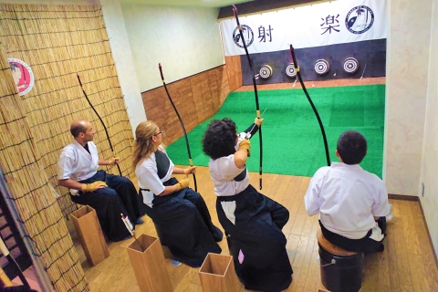 Hiroshima: Traditionelles japanisches Bogenschießen-Erlebnis