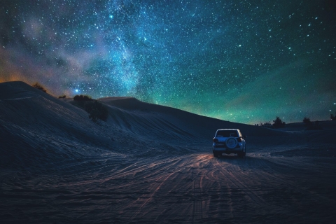 Z Rijadu: wędrówka pustynnym szlakiem z kolacją i obserwowaniem gwiazd