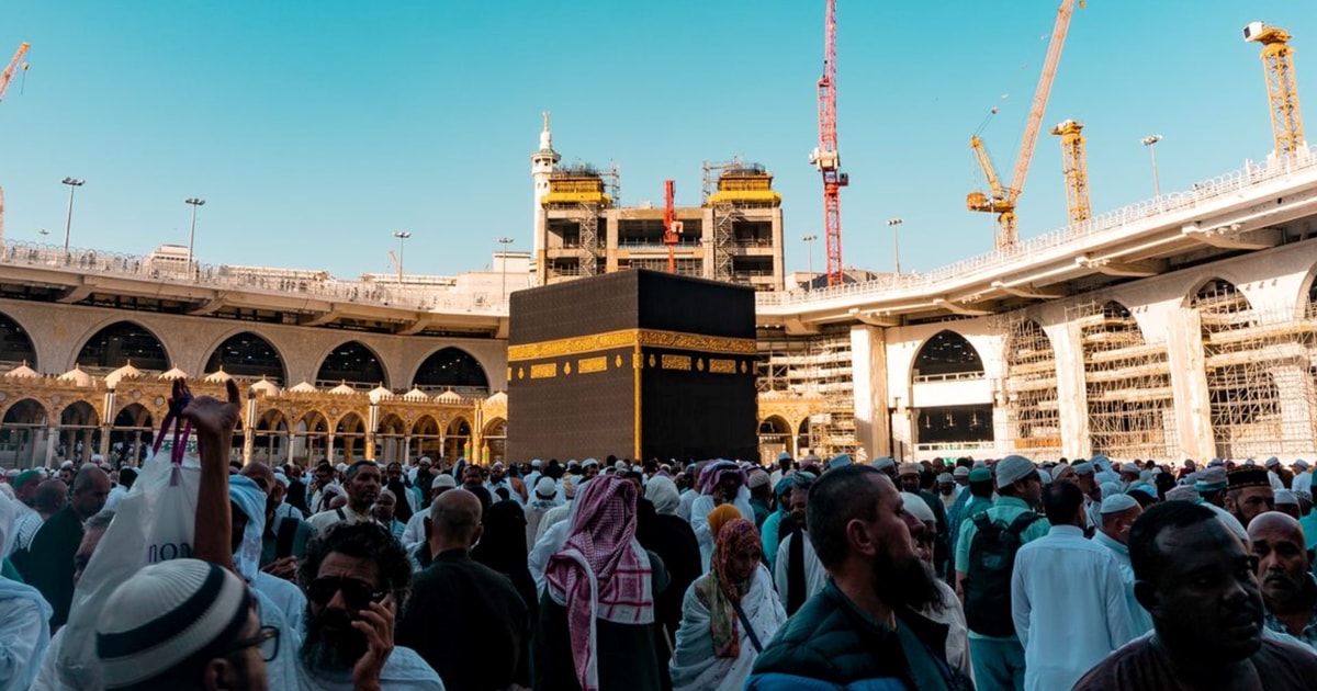 Mecca: Full Day Tour with Lunch | GetYourGuide