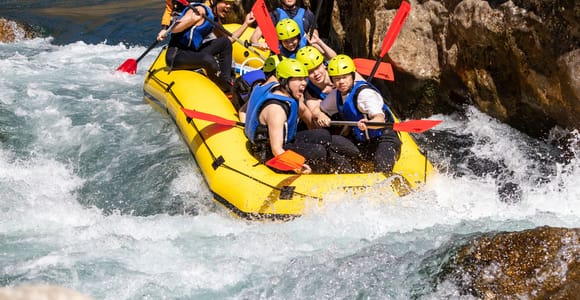 Split: Cetina River Wildwasser-Rafting-Tour mit Abholoption