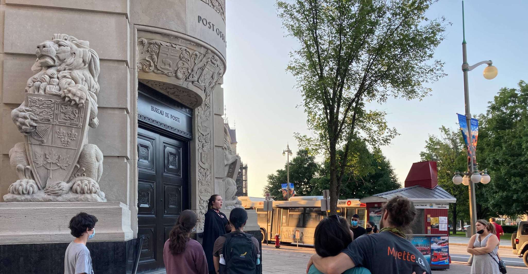 Ottawa, Haunted Night Walking Tour - Hizvo