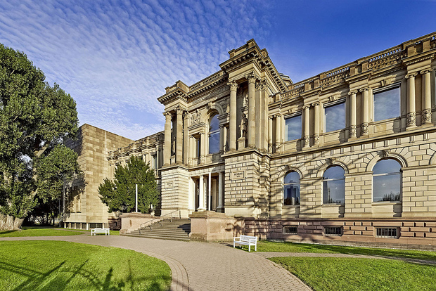 Frankfurt: Skip-the-line Städel Museum with Guided City Tour