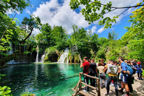 Depuis Zagreb : Excursion guidée à Rastoke et aux lacs de Plitvice