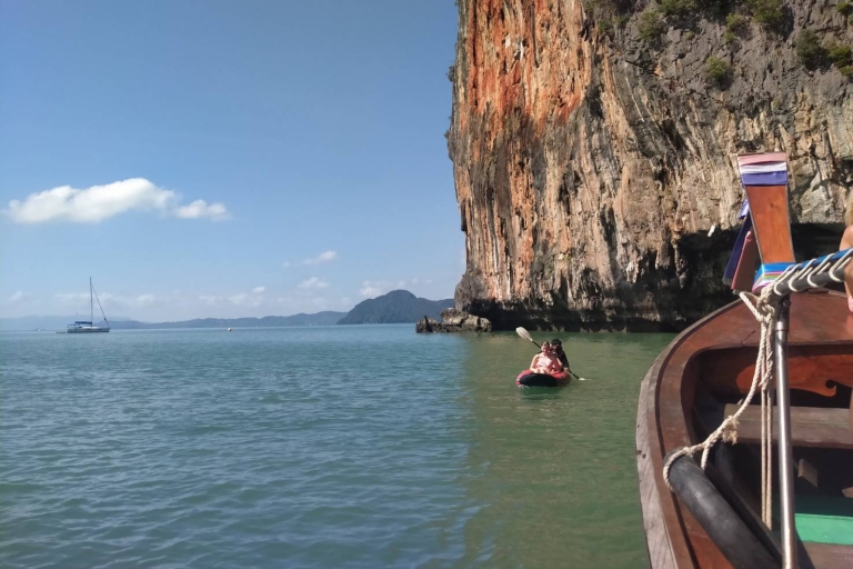 Van Khao Lak: privé James Bond-eiland en zeekanoDuitstalige gids