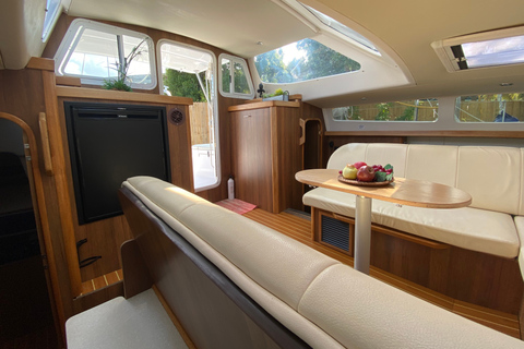 St. Thomas : Voyage privé en catamaran vers St. John avec plongée en apnéeCharte standard d&#039;une journée complète au départ de 9h