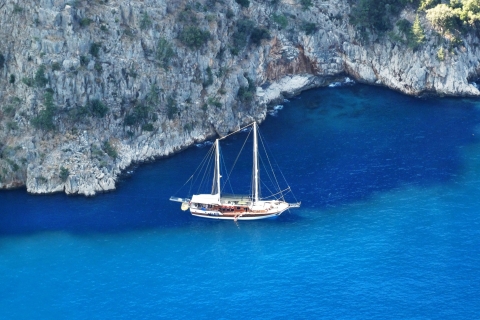 From Fethiye: Island Sailing Trip with Transfer and Lunch