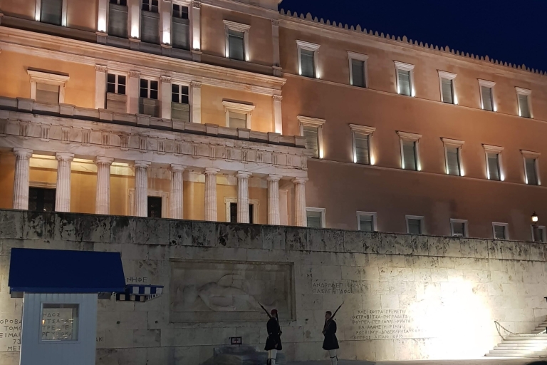 Ateny: wieczorna piesza wycieczka z przewodnikiem z Plaką i kolacją