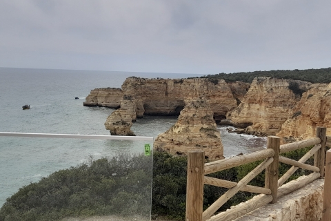 Albufeira: Wycieczka z przewodnikiem po wybrzeżu Algarve z degustacją wina