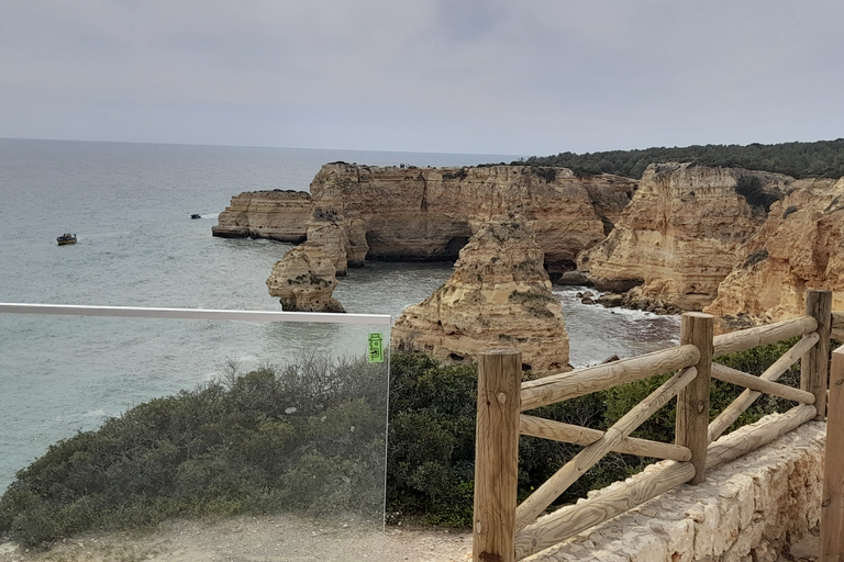 Albufeira: Geführte Tour an der Algarve-Küste mit Weinprobe