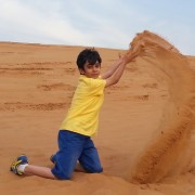 Dubai: Red Dune Safari, kamelin ratsastus, hiekkalautailu ja grillaus
