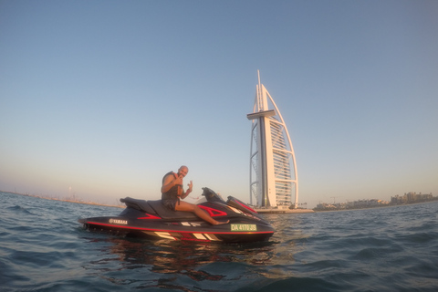 Dubaï : aventure pittoresque en jet ski