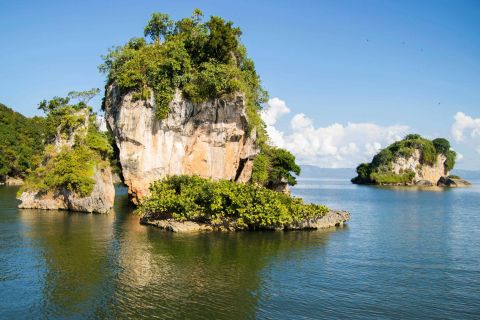 Parque Nacional Los Haitises: Paseo en barco y a pie con almuerzo