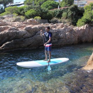 Costa Brava: Stand-Up Paddleboarding Lesson and Tour