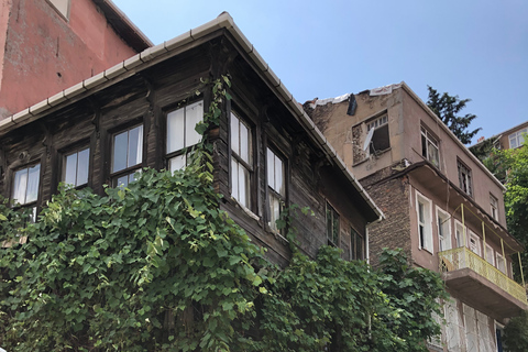 Istanbul: Fener, Balat, Old Greek and Jewish Quarter Tour