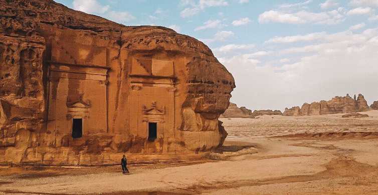 Top 10 Places to Visit in Saudi Arabia - Al-Ula, the Archeological Wonder