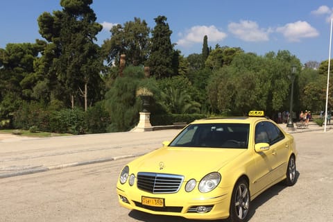 Athens: Boat Ticket to Mykonos with Hotel Pick-Up Service