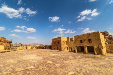 AlUla: Old Town Tour Hotel Pickup and Drop-off