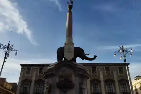 Da Naxos: tour di Siracusa, Noto e Catania barocca
