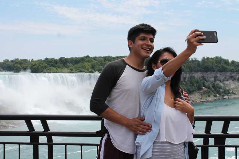Uit Toronto: Niagara Falls, ijswijn en ahornsiroop