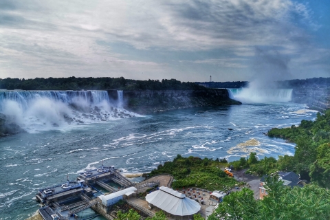 Z Toronto: wino lodowe, syrop klonowy i wodospad Niagara